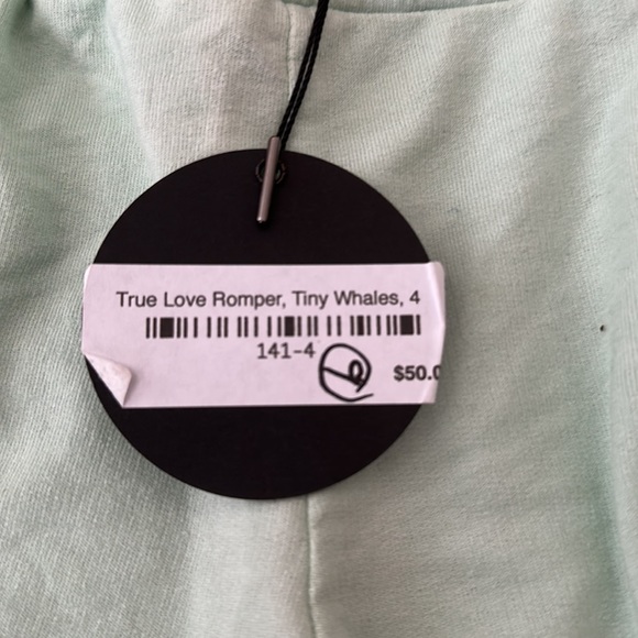 NWT Tiny Whales Shorts 🌹 - Picture 3 of 5